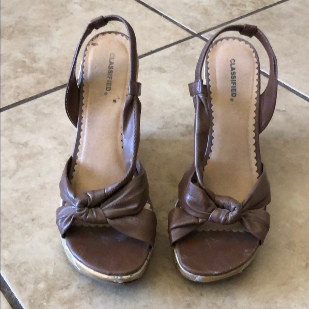 Tan Wedges - Picture 5 of 5